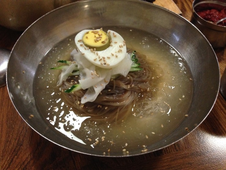 육쌈냉면 이미지