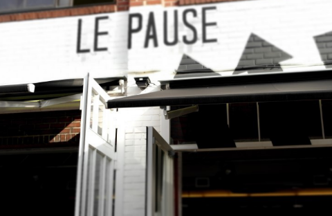 르포즈(Le pause) 이미지