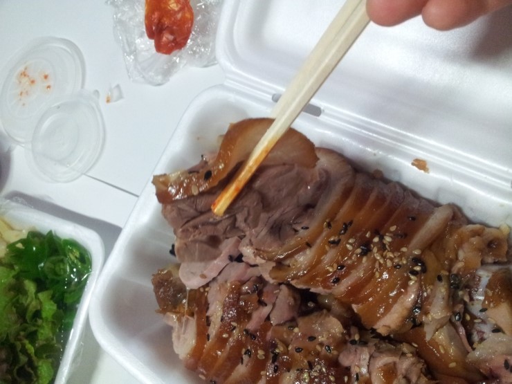 이런날엔족발 이미지