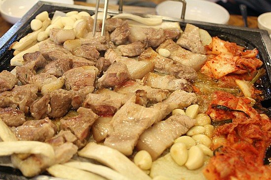 지리산토종꺼먹돼지 이미지