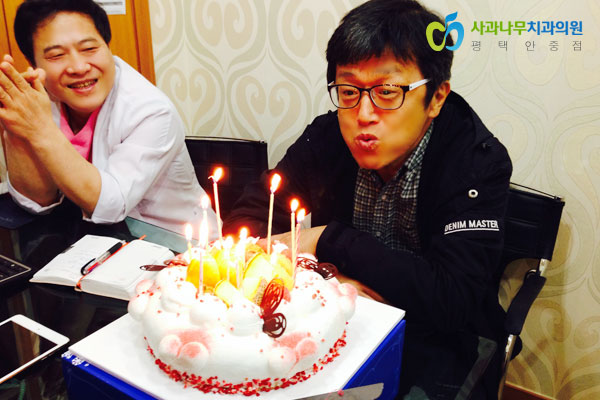 사과나무치과 이미지