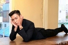 탑(TOP) 이미지