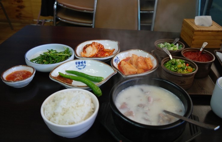 큰시장순대국 이미지