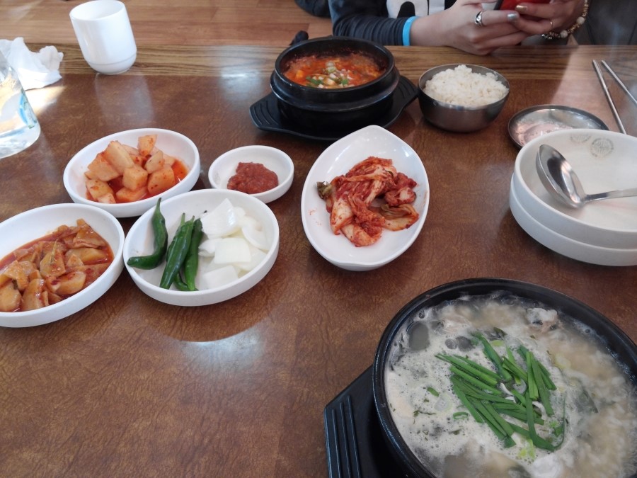 통영굴국밥 이미지