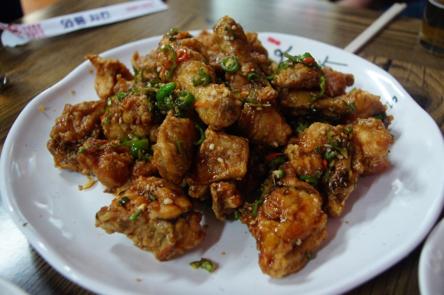 와룡통닭 이미지