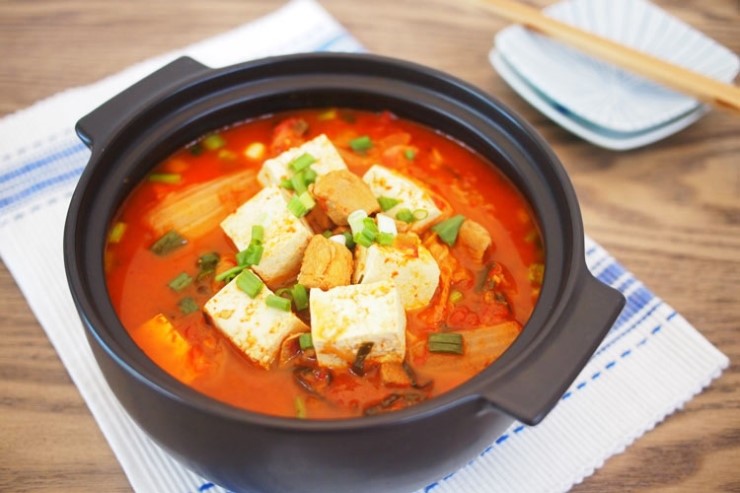 김치찌개 이미지