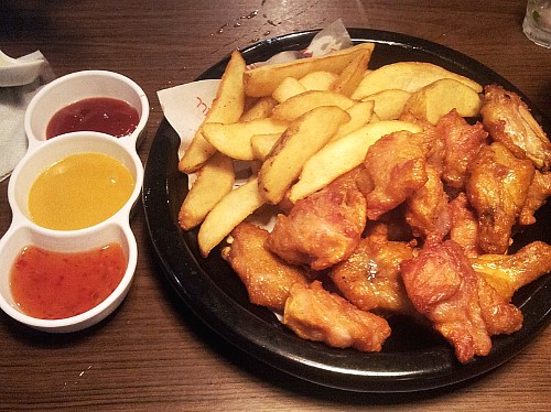 황금치킨호프 이미지