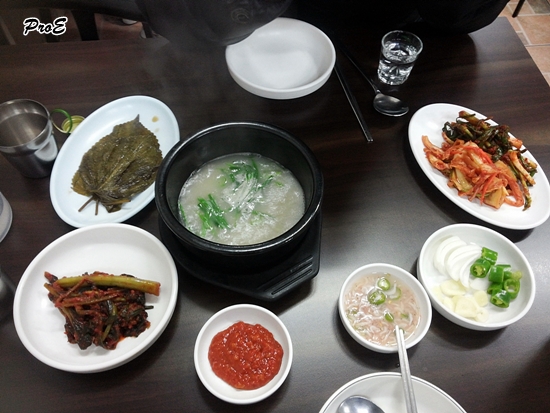 명동왕족발 이미지