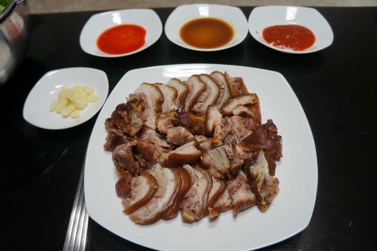 삼가족발 이미지