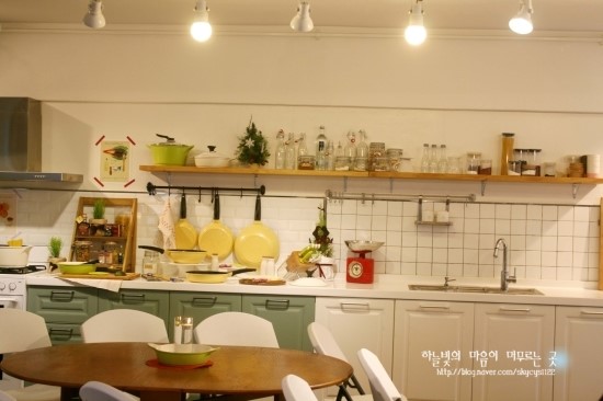 푸드트리오 이미지