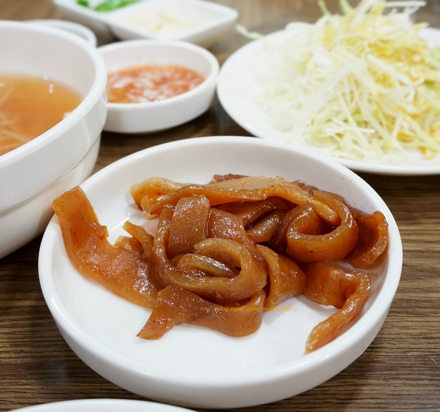경사오향족발 이미지