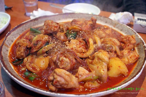 멕코이치킨 이미지