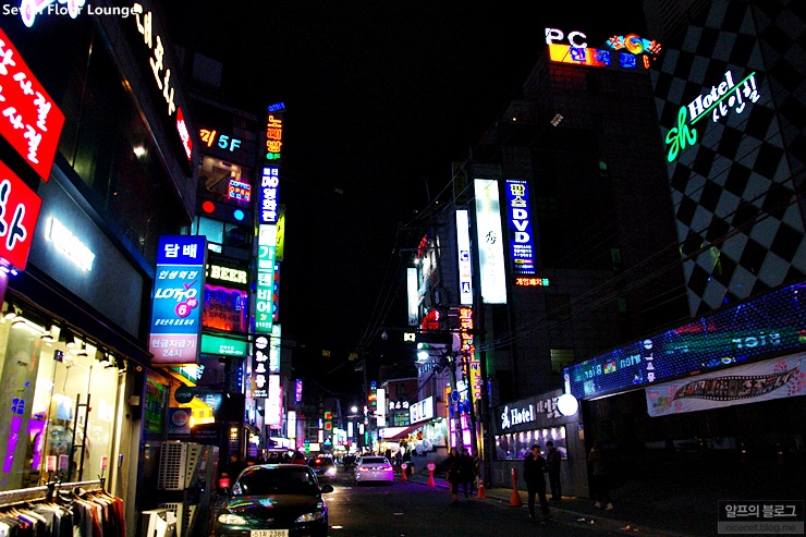 쎄븐단란주점 이미지