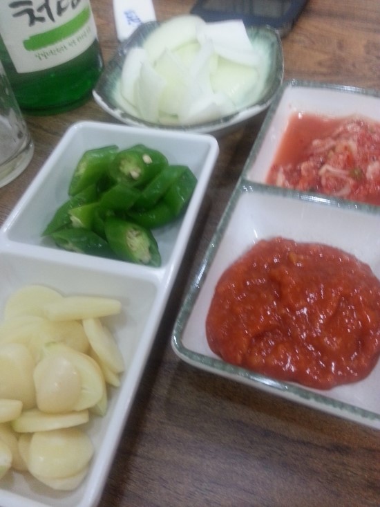 한방 명품 왕족발 이미지
