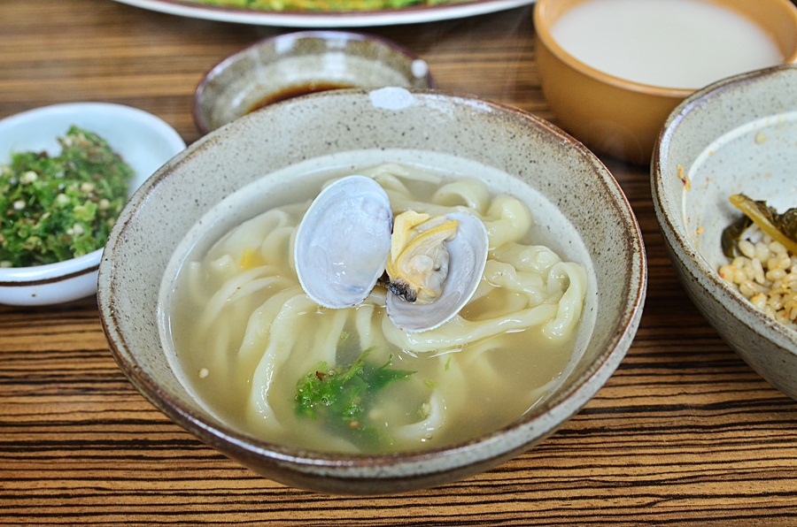 촌칼국수 이미지