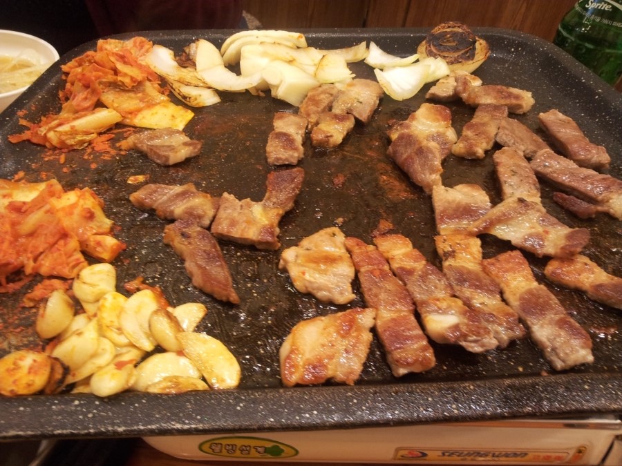 고기와찌개마을 이미지