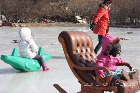 Gang Sang Ice Sledding Park