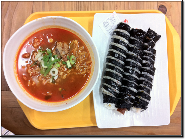 라면과김밥 이미지