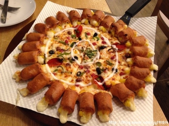 Bongtteurak Pizza Omokgyo Station