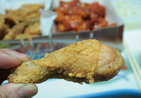뚱스치킨 이미지