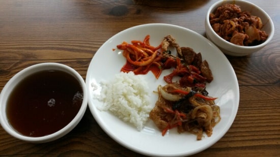 토산지한식뷔페 이미지