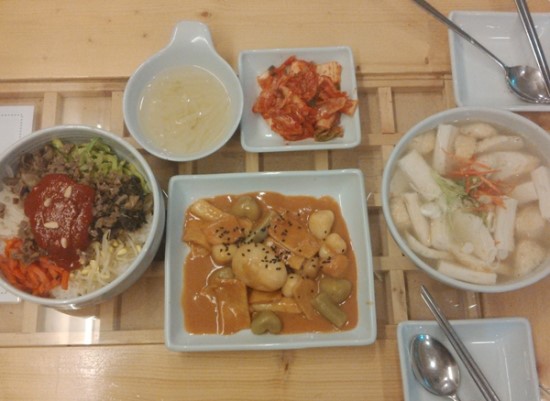 작은식당 안 이미지