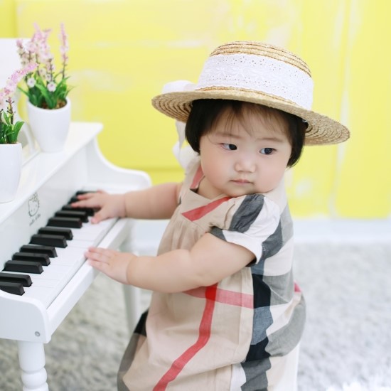 스튜디오봄 이미지
