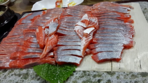 봉산암반수송어회 이미지