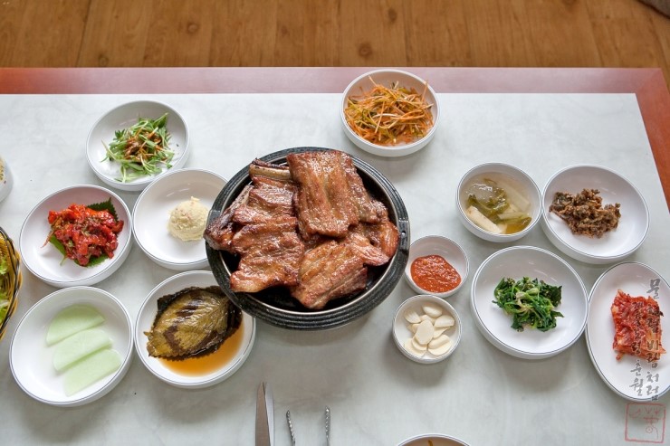 통돼지갈비 이미지