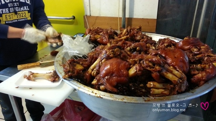 병천순대 왕족발 이미지