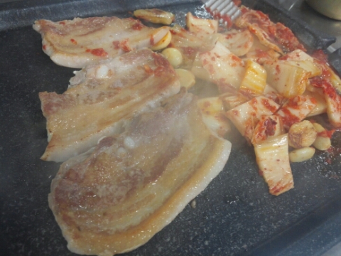 황소야돼지야 이미지