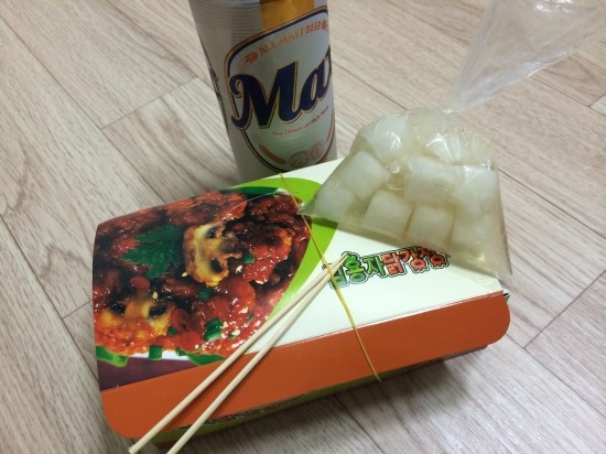 맥주먹는닭 이미지
