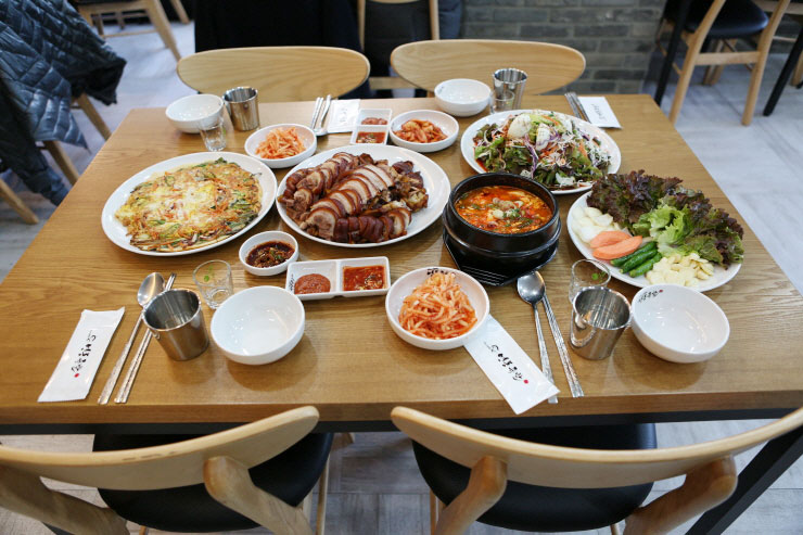 한상족발 이미지