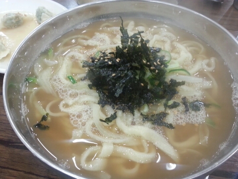 홍두깨칼국수2900 이미지