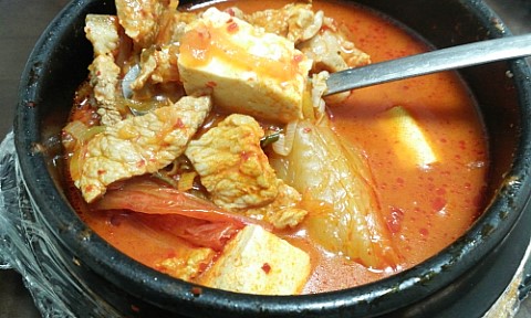 옛날김치돼지찌개 이미지