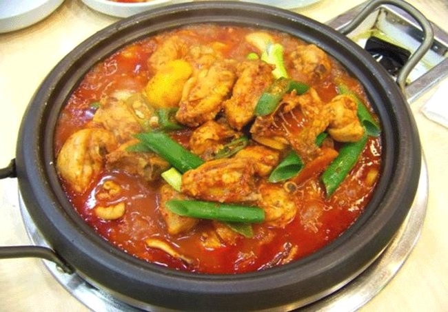 뚱이네식당 이미지