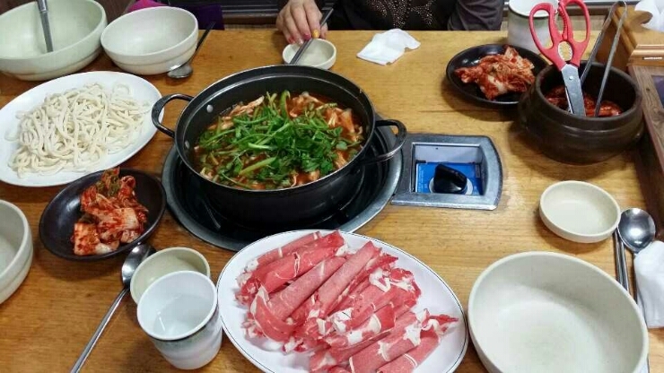 얼크니손칼국수 이미지