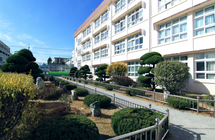 무룡중학교 이미지