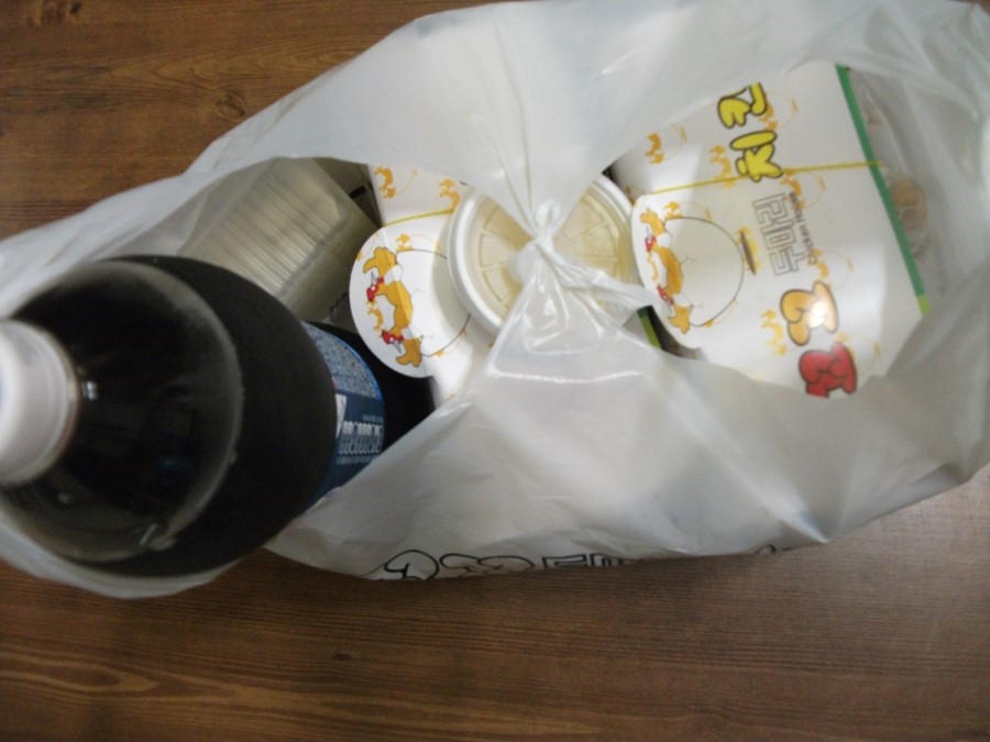 꼬꼬두마리치킨 이미지
