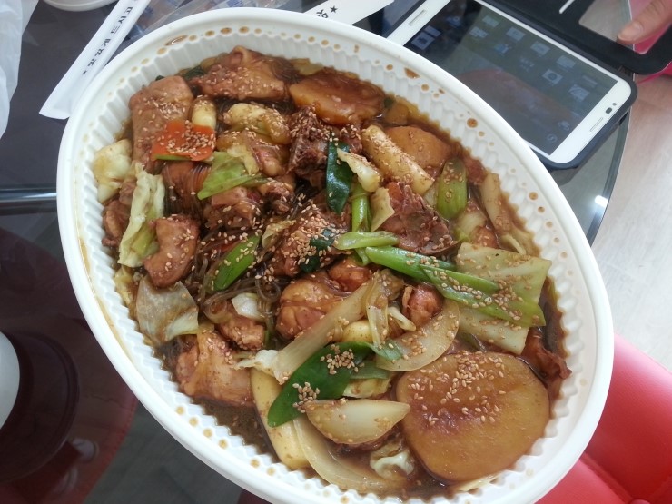 팔도궁중찜닭 이미지