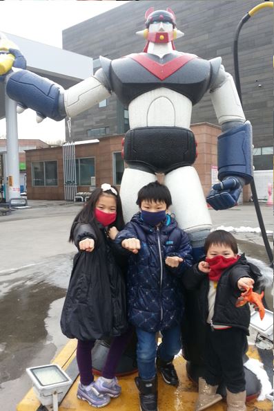 태권브이주유소 이미지