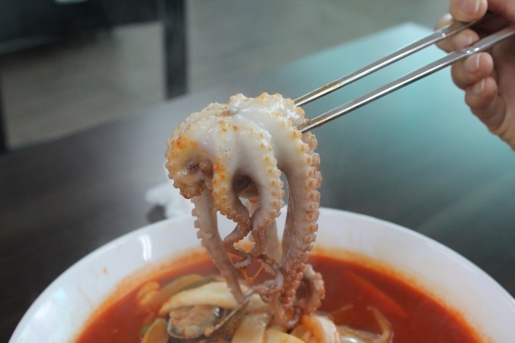 복짬뽕 이미지