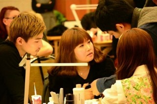 손꽃네일 이미지