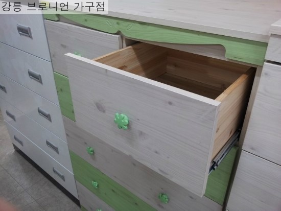 브로니언 이미지