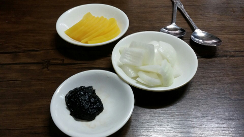온천반점 이미지