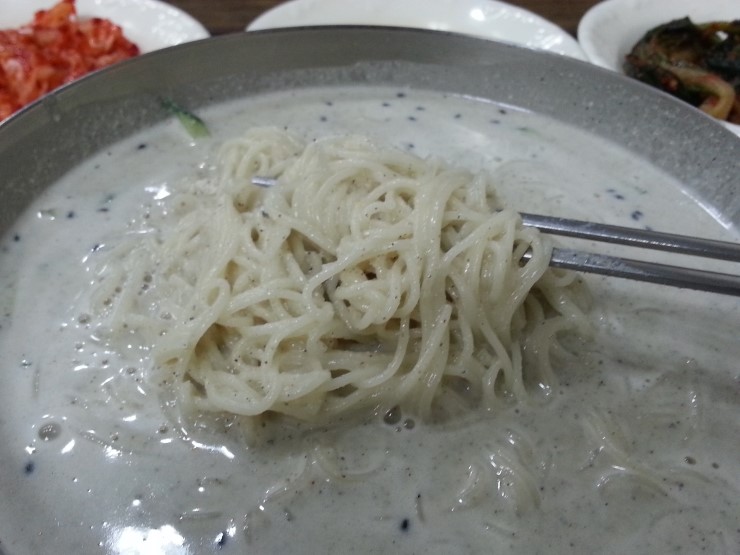 밀향기국시전문점 사진 6