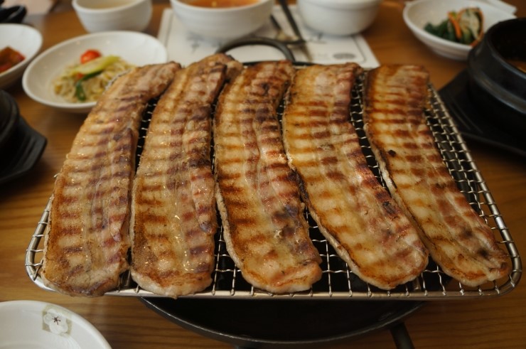 고향쌈밥 이미지