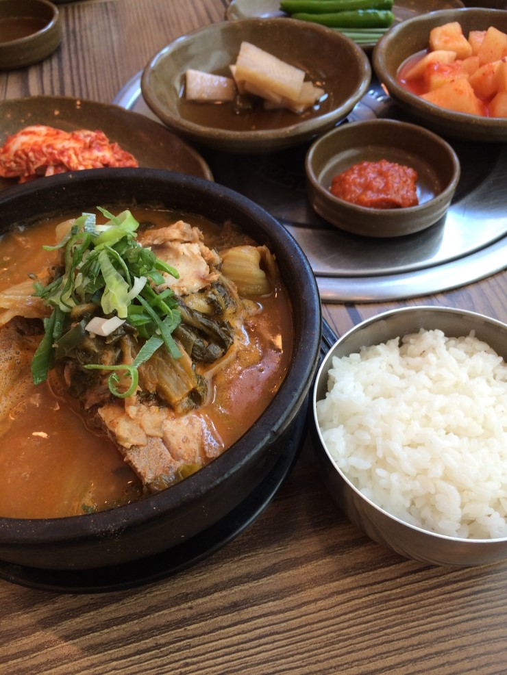 뼈다귀해장국 이미지