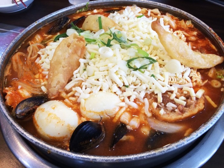몽땅떡볶이 이미지