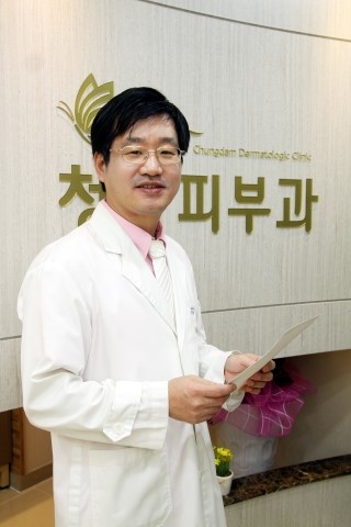 청담피부과 이미지